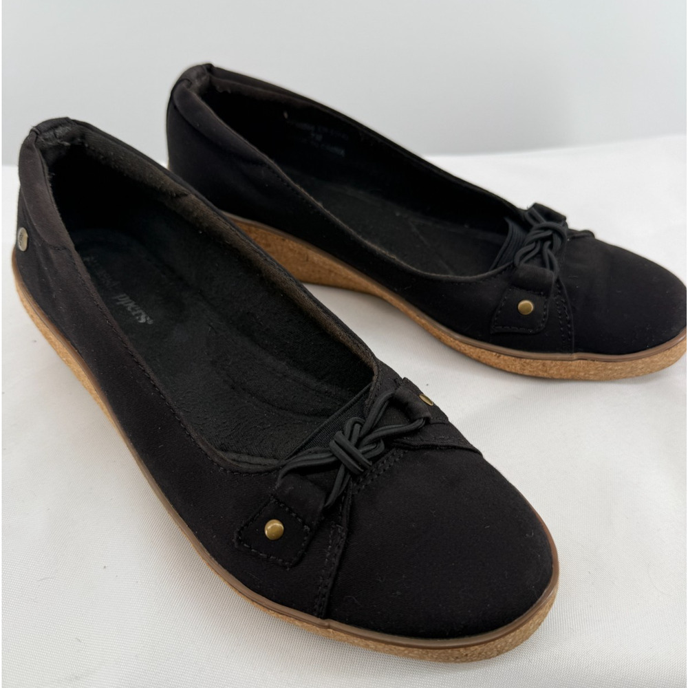 Comfort Slip On Flats Casual Everyday Lightweight Black Grasshoppers 7.5